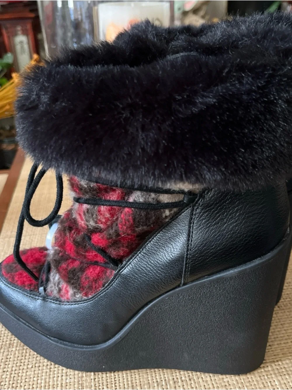New! Jessica‎ Simpson MYINA Red Plaid Faux-Fur Trim Lace-Up Winter Boots